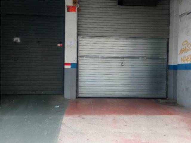 Garaje en Venta en Travessera Industrial, 117 en Centre