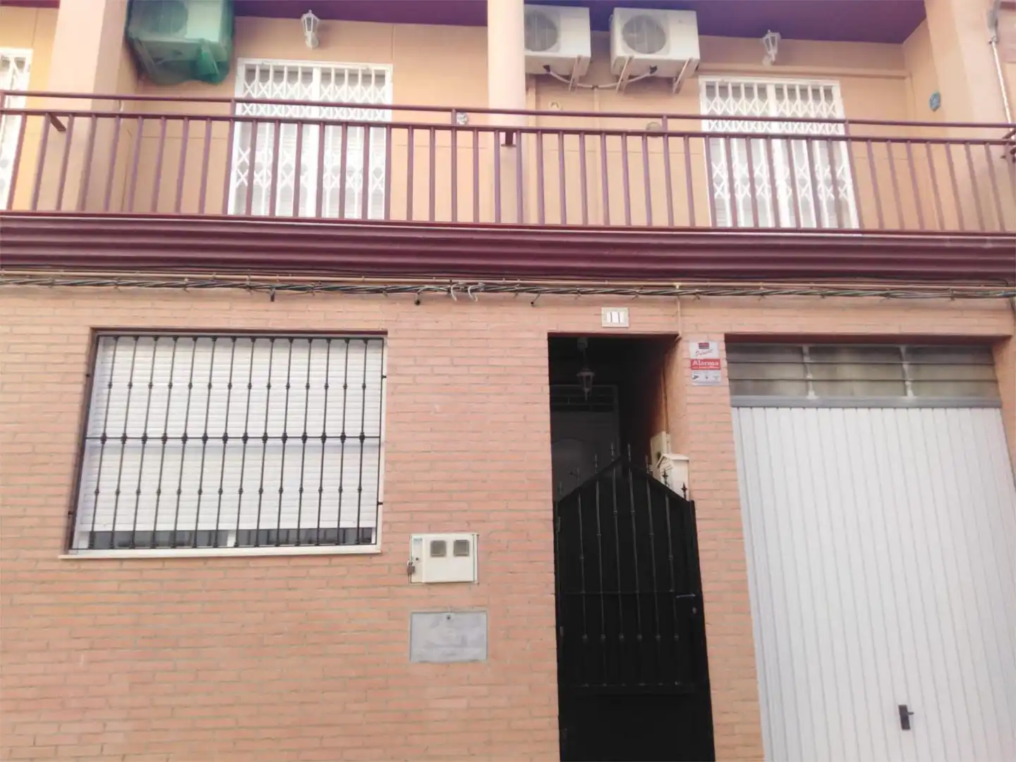 Vista exterior de Casa adosada en venta en Tobarra con Aire acondicionado, Calefacción y Terraza