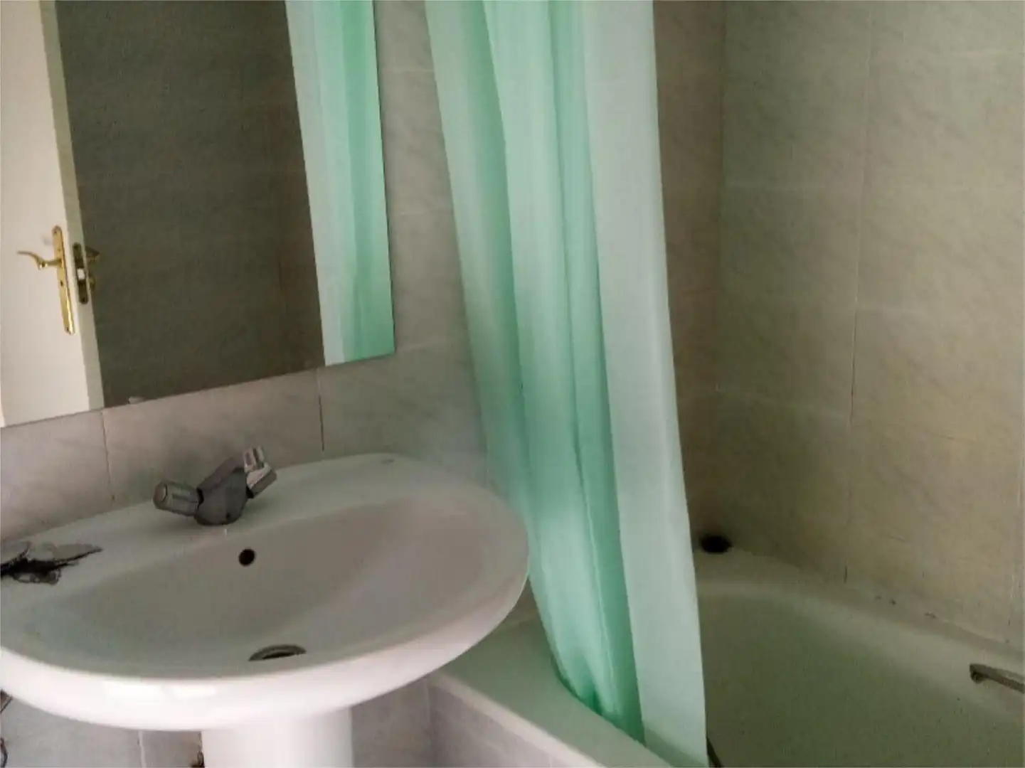 Apartament de lloguer a Calle de José María Cavero, 11, San Pascual Bany de Apartament de lloguer en Madrid amb Calefacció i Jardí privat