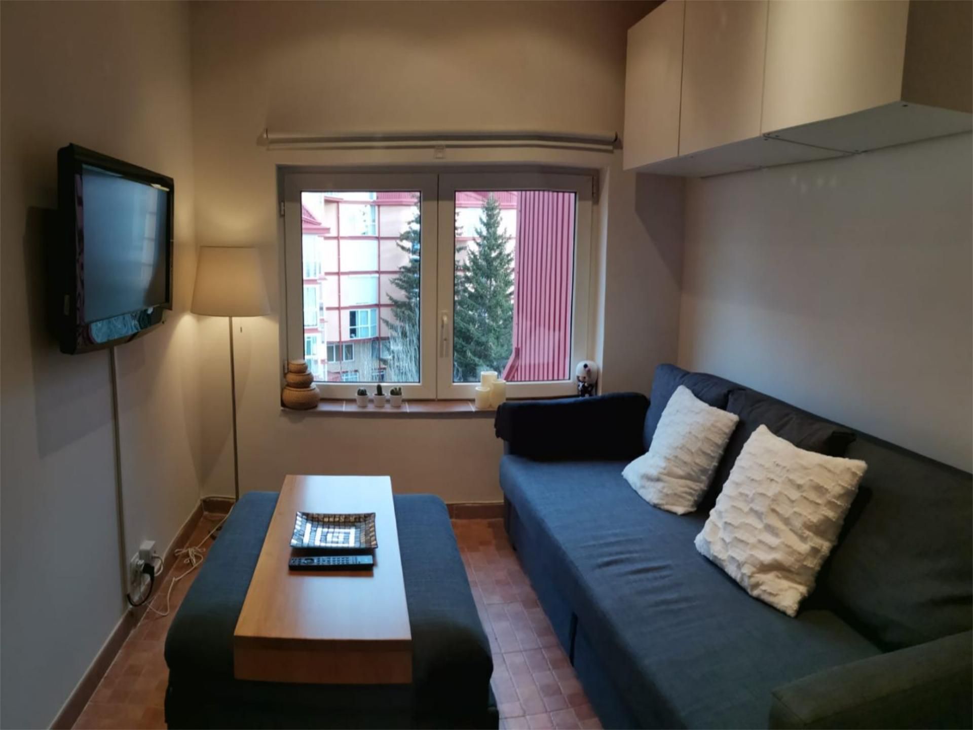 Apartment to share in Calle de la Virgen de las Nieves, 13, Zona media