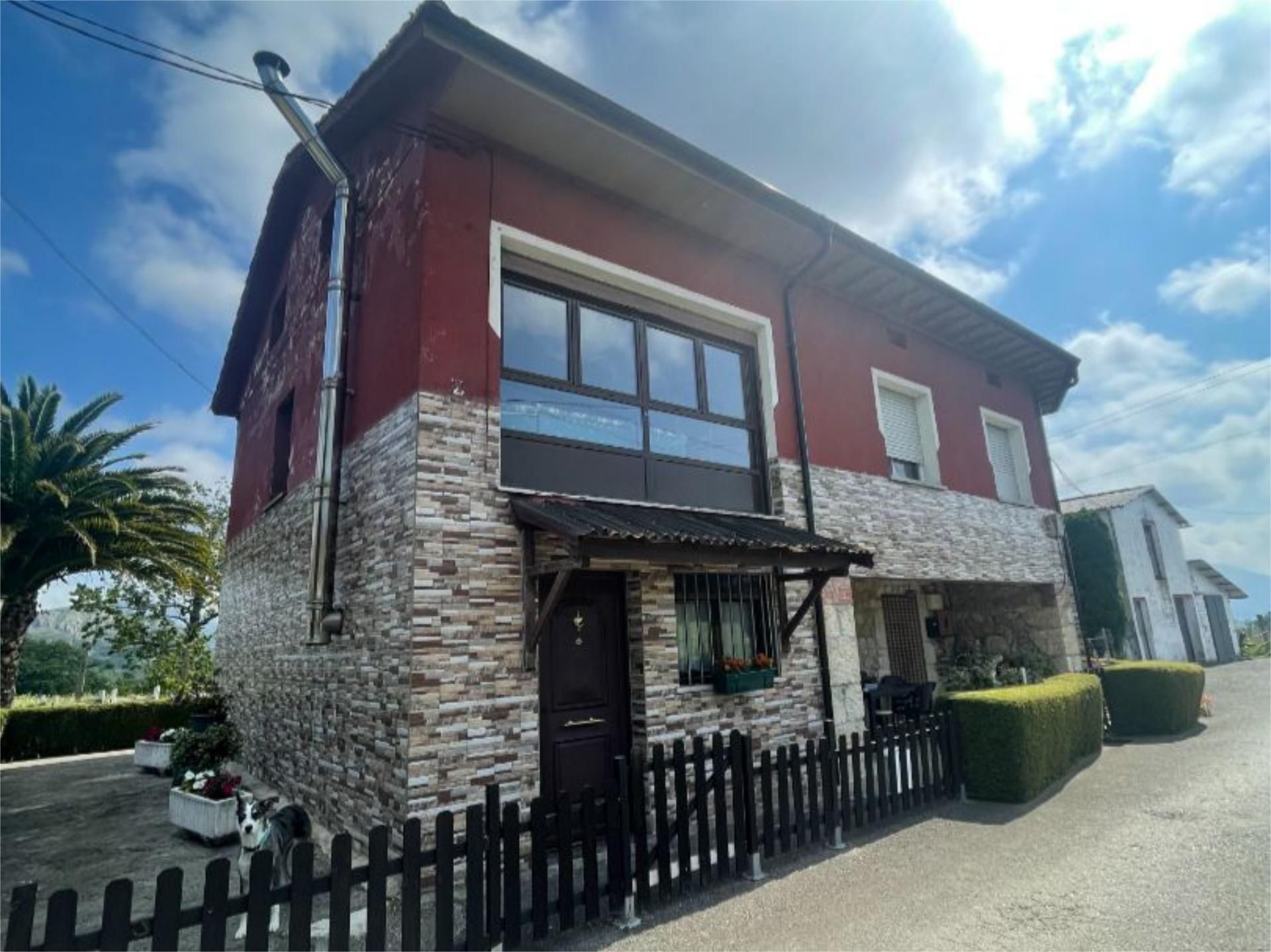 Exterior view of House or chalet for sale in Parres