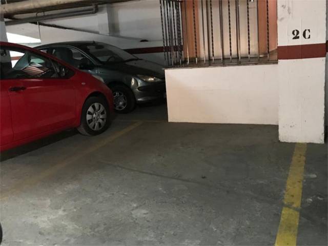 Garaje en Alquiler en Plaza de la Concordia, 6 en Encarnación - Regina