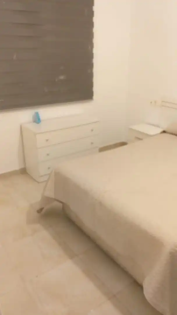 Habitación de Piso en venta en Melilla con Aire acondicionado y Amueblado