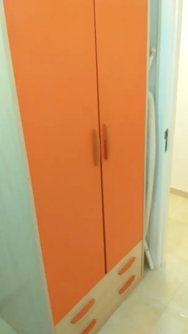 Habitación de Piso en venta en Melilla con Aire acondicionado y Amueblado