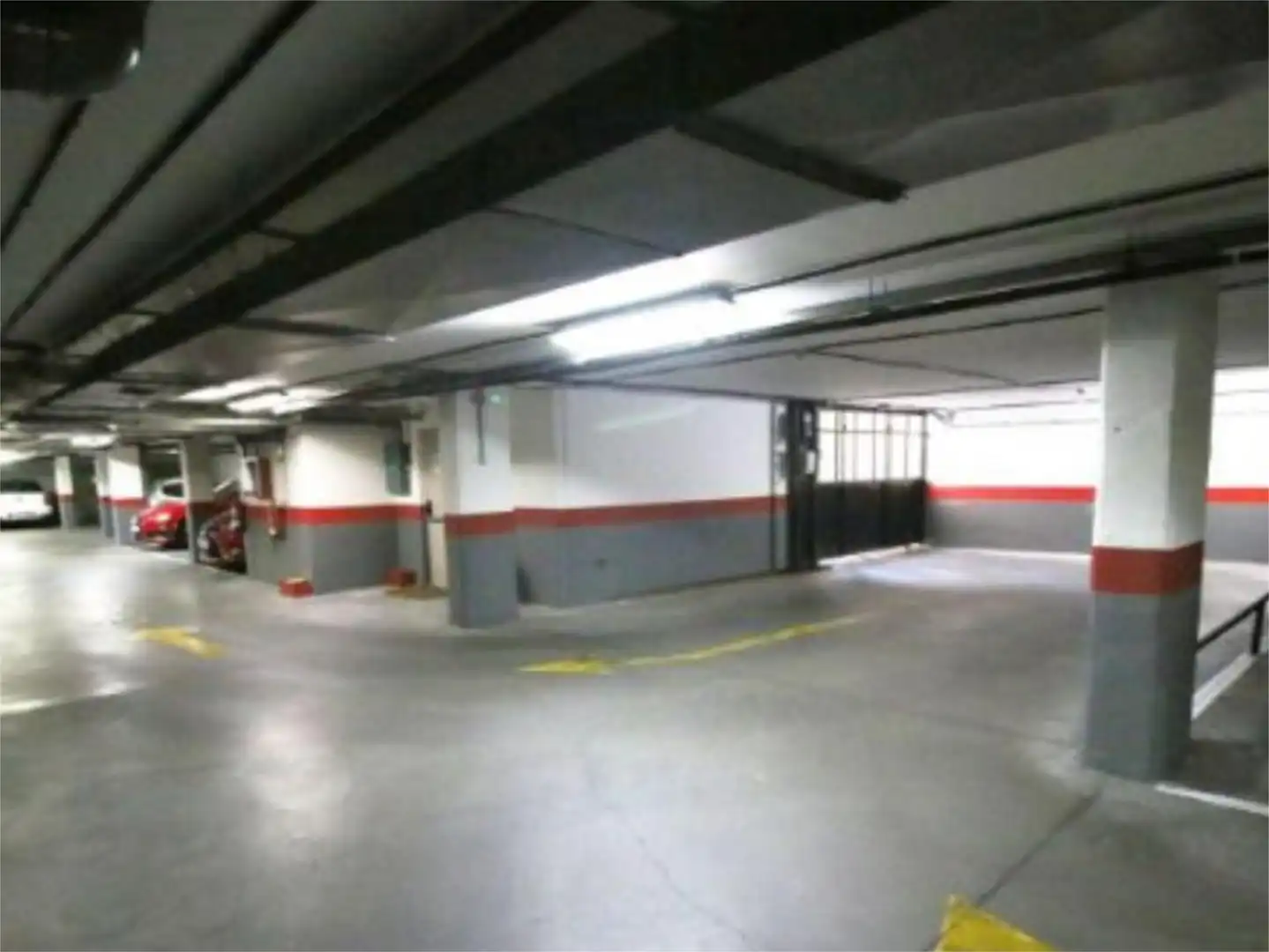Garage for rent in Calle de Valdetorres de Jarama, 31, Pinar del Rey Parking of Garage for rent in Madrid