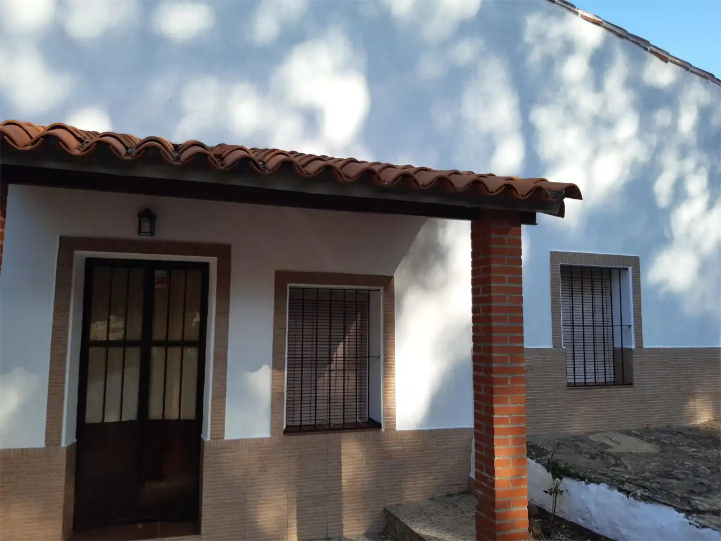 Vista exterior de Finca rústica en venta en Fuentes de León