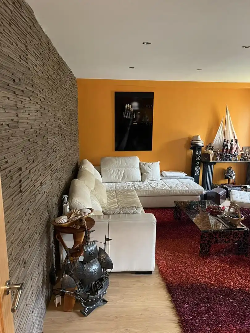 Sala d'estar de Pis en venda en Valladolid amb Calefacció, Parquet i Moblat