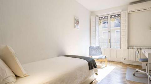 Habitación en Carrer Antonio Machado, 8, Reina Victoria - Miguel Hernández, Elche / Elx - imagen 3 Foto 3 de Habitación en Carrer Antonio Machado, 8, Reina Victoria - Miguel Hernández, Elche / Elx