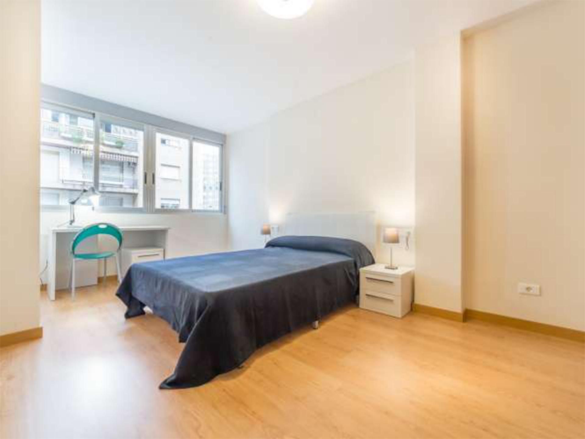 Flat to share in Carrer Antonio Machado, 8, Reina Victoria - Miguel Hernández