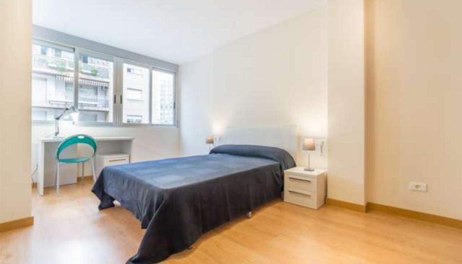 Habitación en Carrer Antonio Machado, 8, Reina Victoria - Miguel Hernández, Elche / Elx - imagen 1 Foto 1 de Habitación en Carrer Antonio Machado, 8, Reina Victoria - Miguel Hernández, Elche / Elx