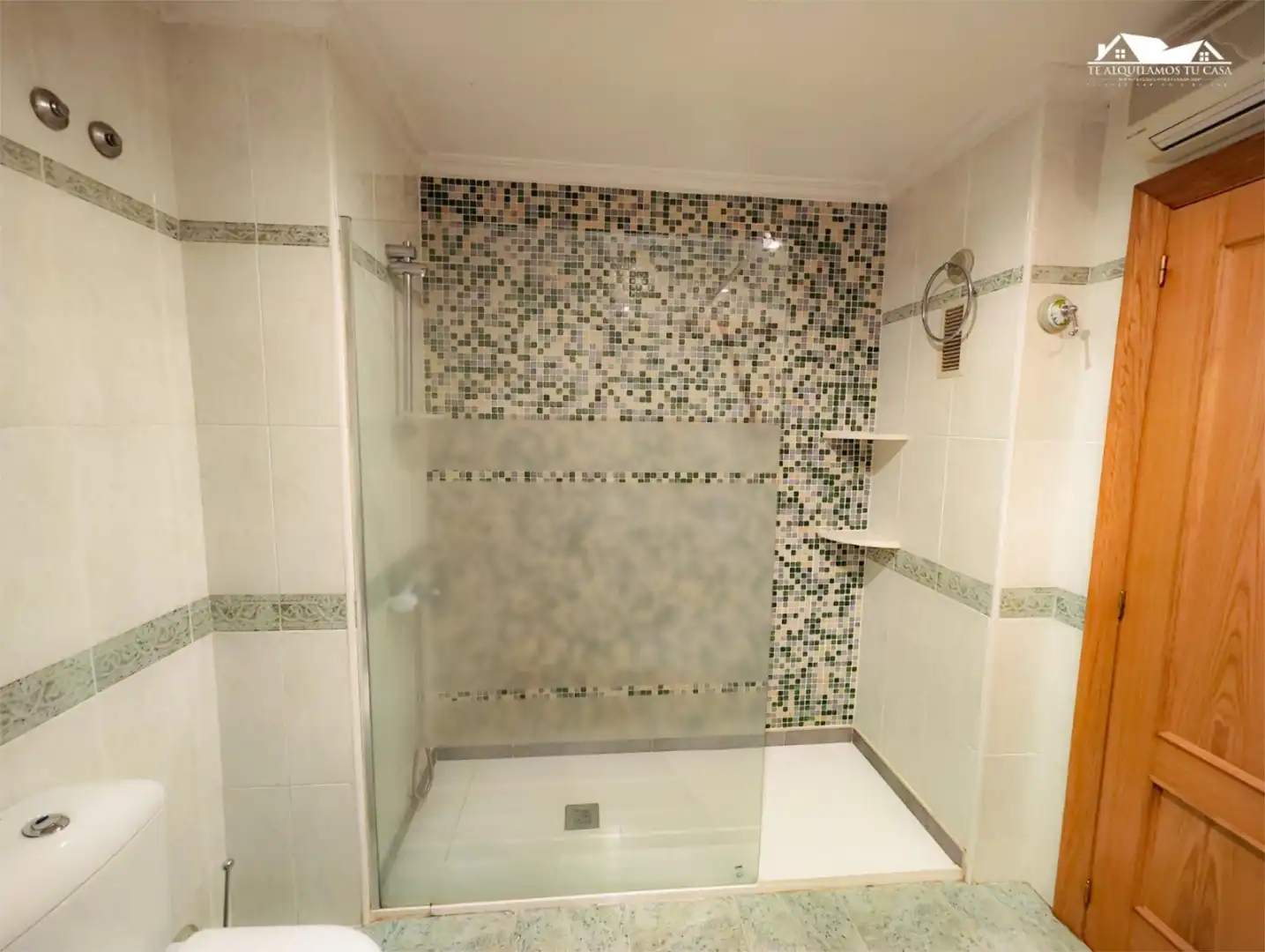 Habitación en Carrer Antonio Machado, 8, Reina Victoria - Miguel Hernández