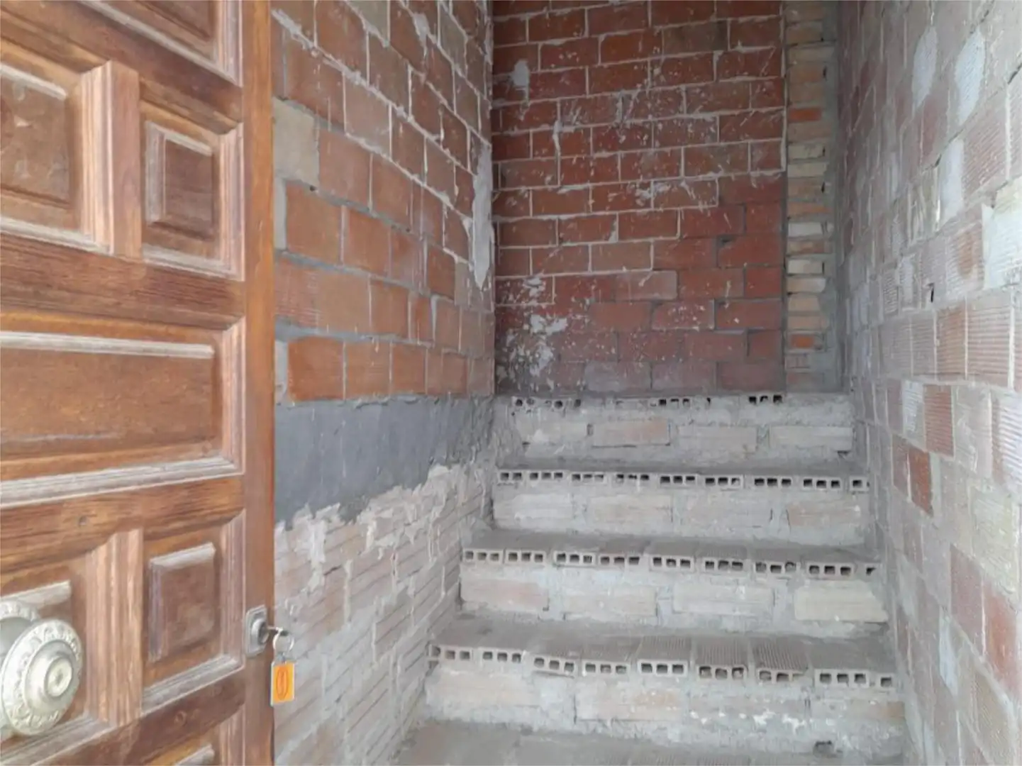Casa adosada en venda en Villanueva del Rosario amb Terrassa i Balcó