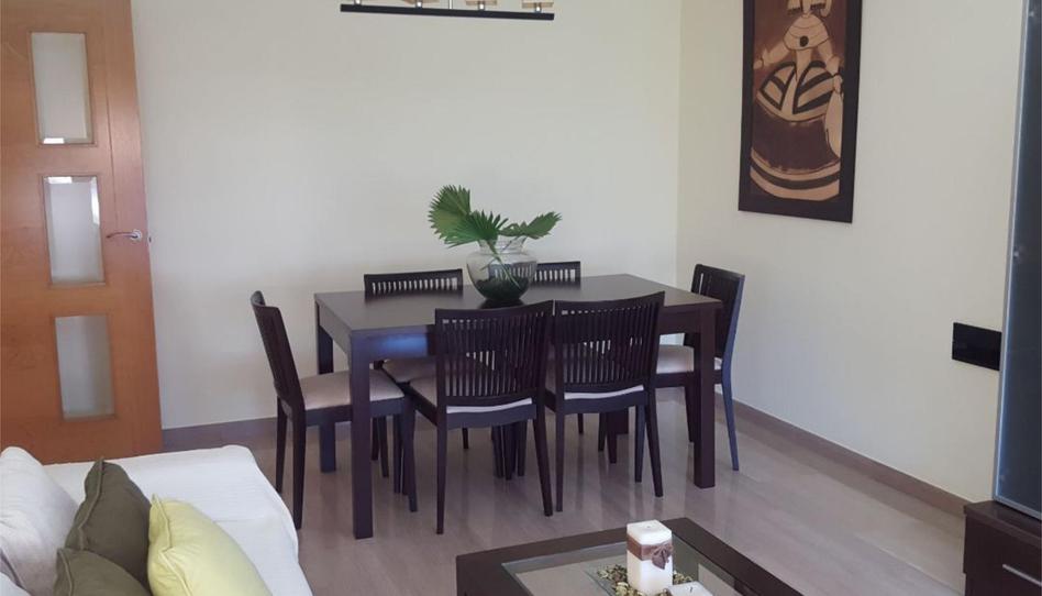 Foto 1 de Piso en venta en Carrer de Manuel Broseta, 37, Oliva pueblo, Valencia