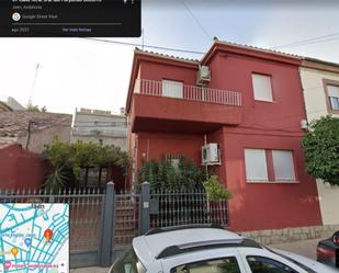 Vista exterior de Casa o xalet en venda en  Jaén Capital amb Aire condicionat, Terrassa i Piscina