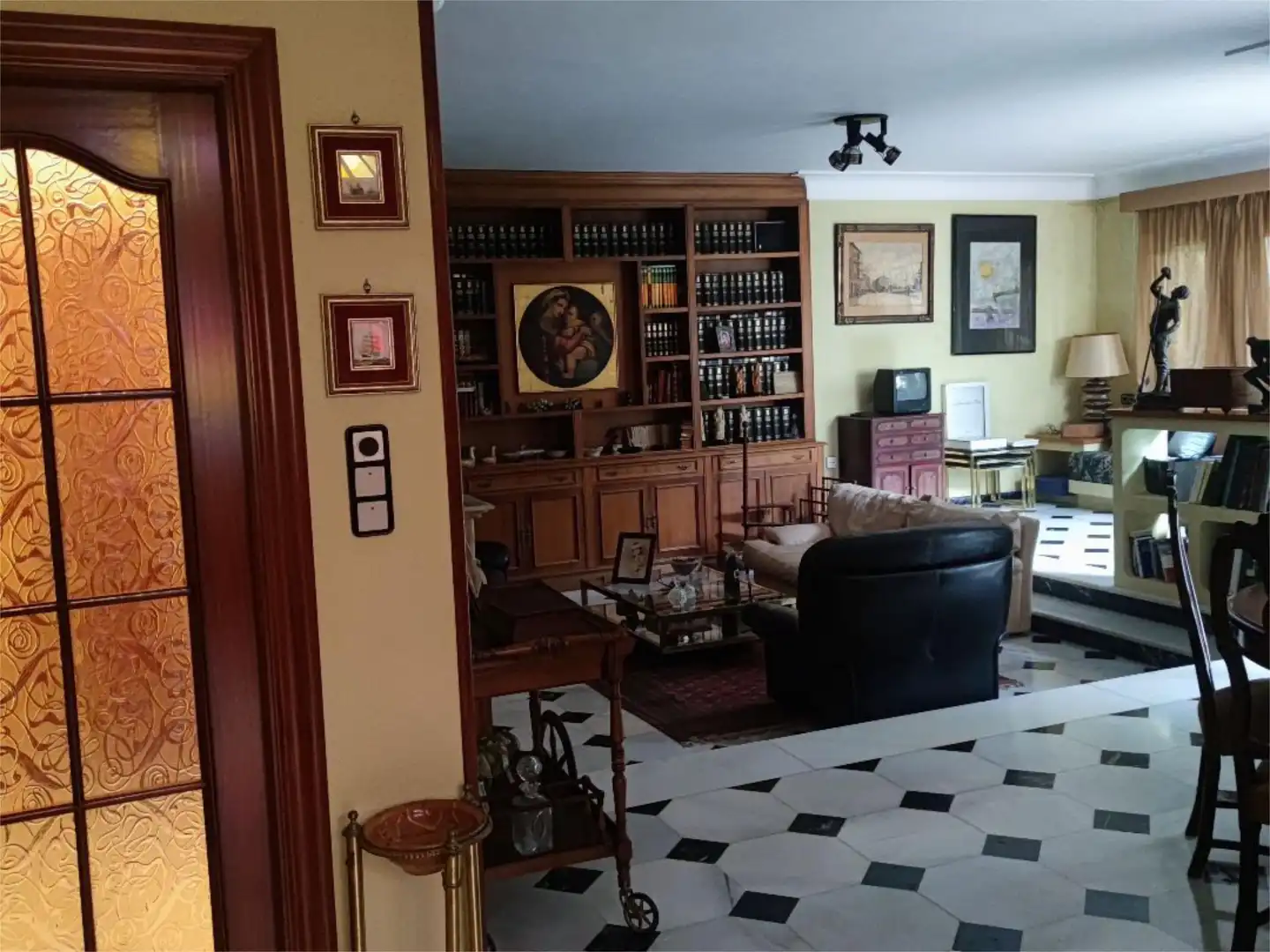 Casa o xalet en venda a Calle Canalejas, 25, Mazarrón Casco Urbano Sala d'estar de Casa o xalet en venda en Mazarrón amb Terrassa i Balcó