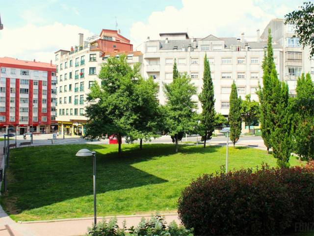 Local comercial en Venta en Rúa Estrada, 44 en A Parda