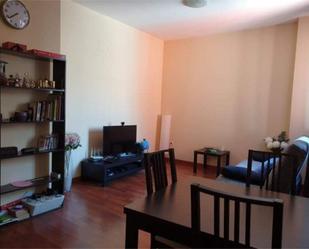 Living room of Flat to rent in  Granada Capital  with Air Conditioner and Terrace