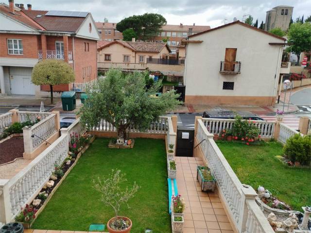 Casa adosada en venta en Calle Real, 17, Noáin (Valle de Elorz) / Noain