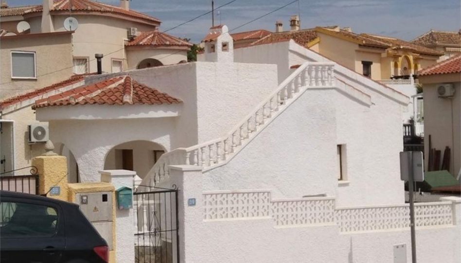 Casa o chalet en venta en Calle Santiago de la Ribera, 36, Rojales, Alicante - imagen 1 Foto 1 de Casa o chalet en venta en Calle Santiago de la Ribera, 36, Rojales, Alicante