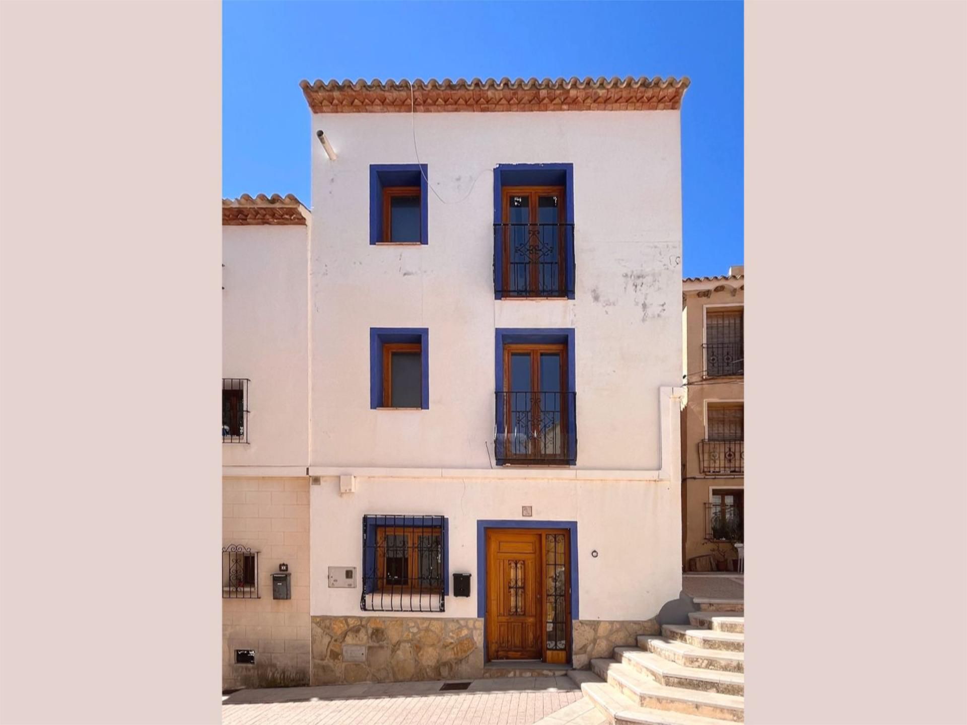 Vista exterior de Finca rústica en venda en Finestrat amb Terrassa i Balcó