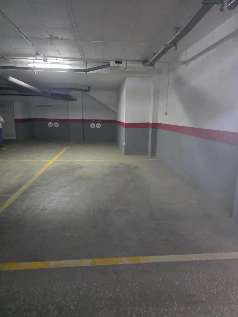 Garage zum Verkauf in Calle Ficus, Cortijo Torrequebrada Parkplatz von Garage zum Verkauf in Benalmádena