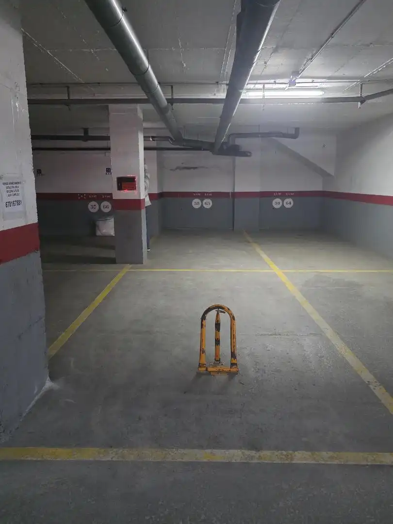 Garage zum Verkauf in Calle Ficus, Cortijo Torrequebrada Parkplatz von Garage zum Verkauf in Benalmádena