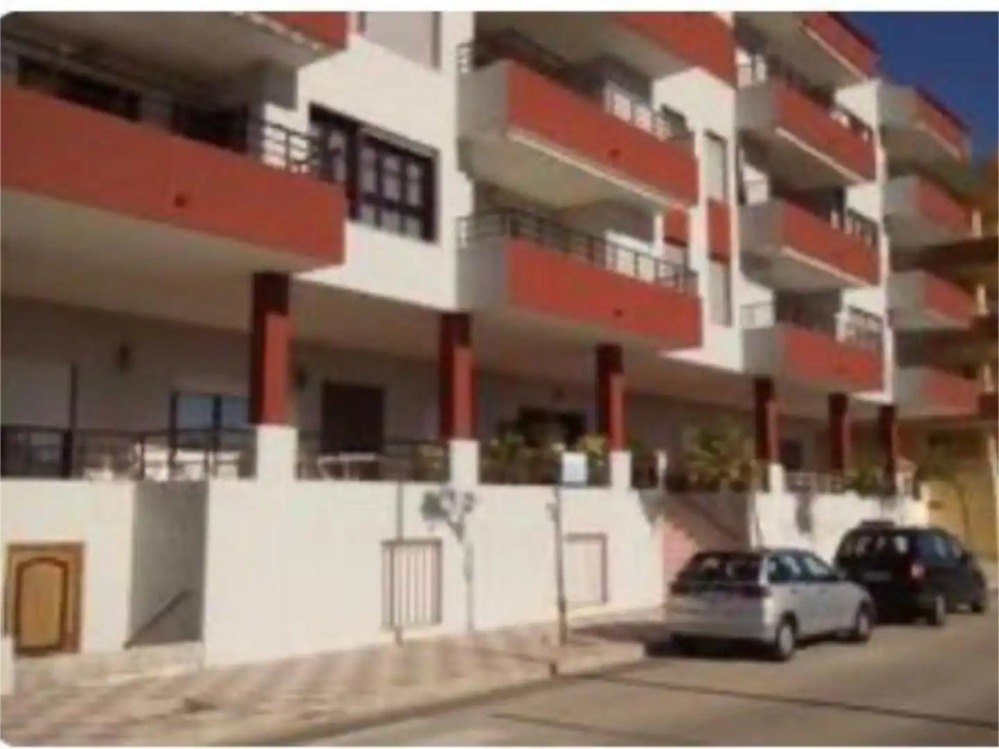 Vista exterior de Apartament de lloguer en Tavernes de la Valldigna amb Terrassa, Piscina i Moblat