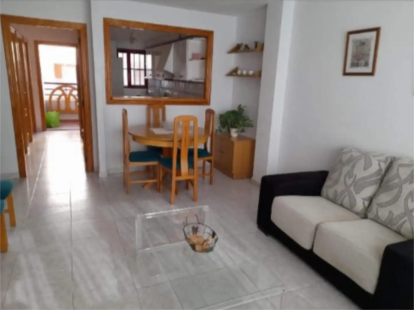 Sala d'estar de Apartament de lloguer en Tavernes de la Valldigna amb Terrassa, Piscina i Moblat