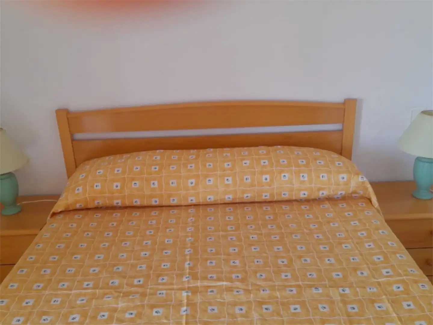 Dormitori de Apartament de lloguer en Tavernes de la Valldigna amb Terrassa, Piscina i Moblat