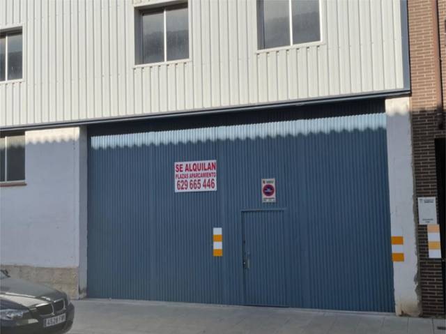 Garaje en Alquiler en Calle Reconquista, 9 en Binéfar