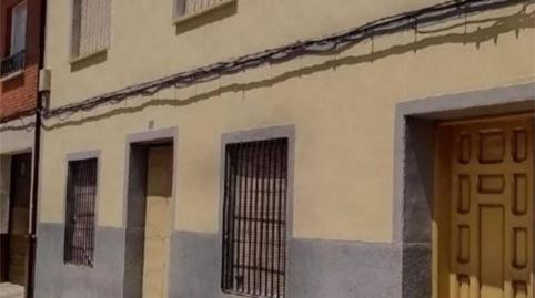 Foto 2 de Casa adosada en venta en Calle Rucio, 5, Consuegra, Toledo