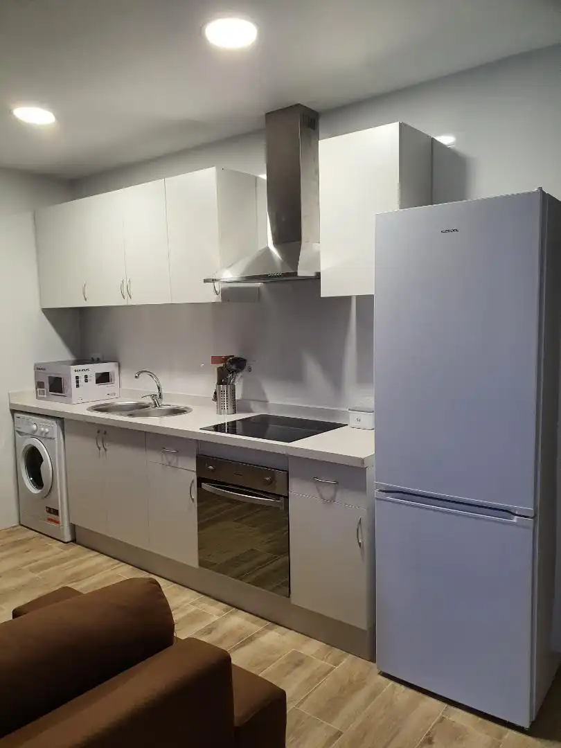 Cuina de Apartament de lloguer en Córdoba amb Aire condicionat, Calefacció i Moblat