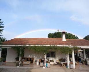 Jardí de Casa o xalet en venda en Godelleta amb Aire condicionat, Terrassa i Piscina