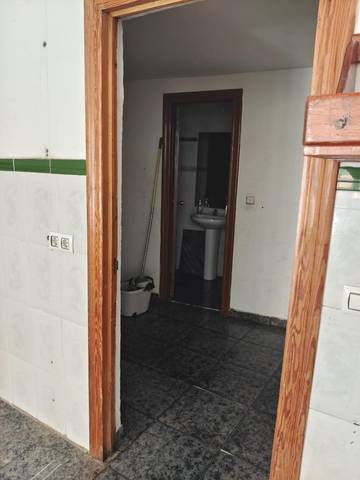 Local comercial en Alquiler en Avenida de los Ángeles, 96 en Los Ángeles - Cruz de Caravaca