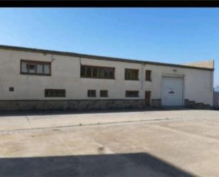 Vista exterior de Nau industrial en venda en Sant Pere de Torelló