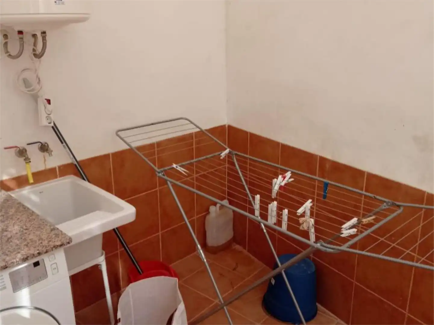 Badezimmer von Erdgeschoss zur untervermieten in Murcia mit Klimaanlage, Heizung und Möbliert