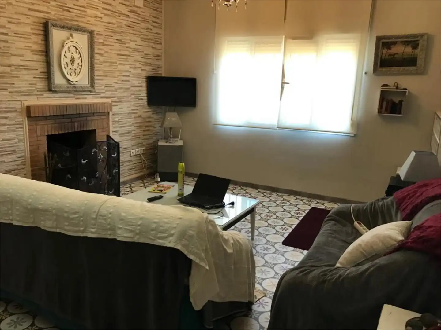 Pis en venda a Calle Almeria, 45, Aznalcázar Sala d'estar de Pis en venda en Aznalcázar amb Aire condicionat, Jardí privat i Terrassa