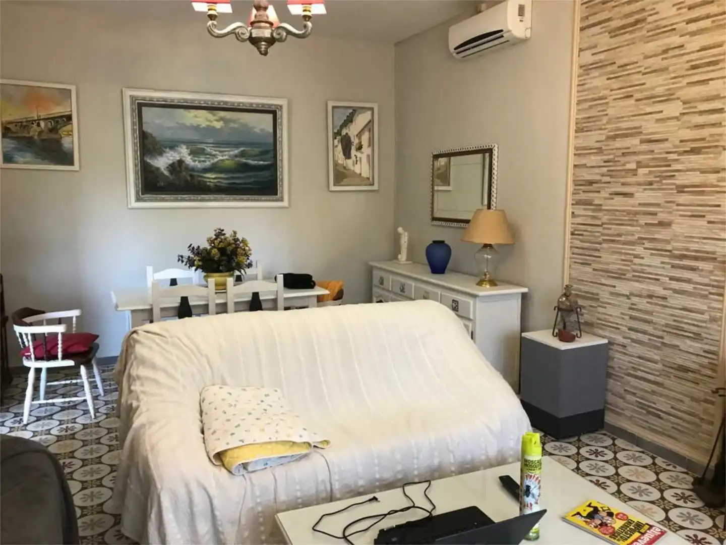 Pis en venda a Calle Almeria, 45, Aznalcázar Dormitori de Pis en venda en Aznalcázar amb Aire condicionat, Jardí privat i Terrassa