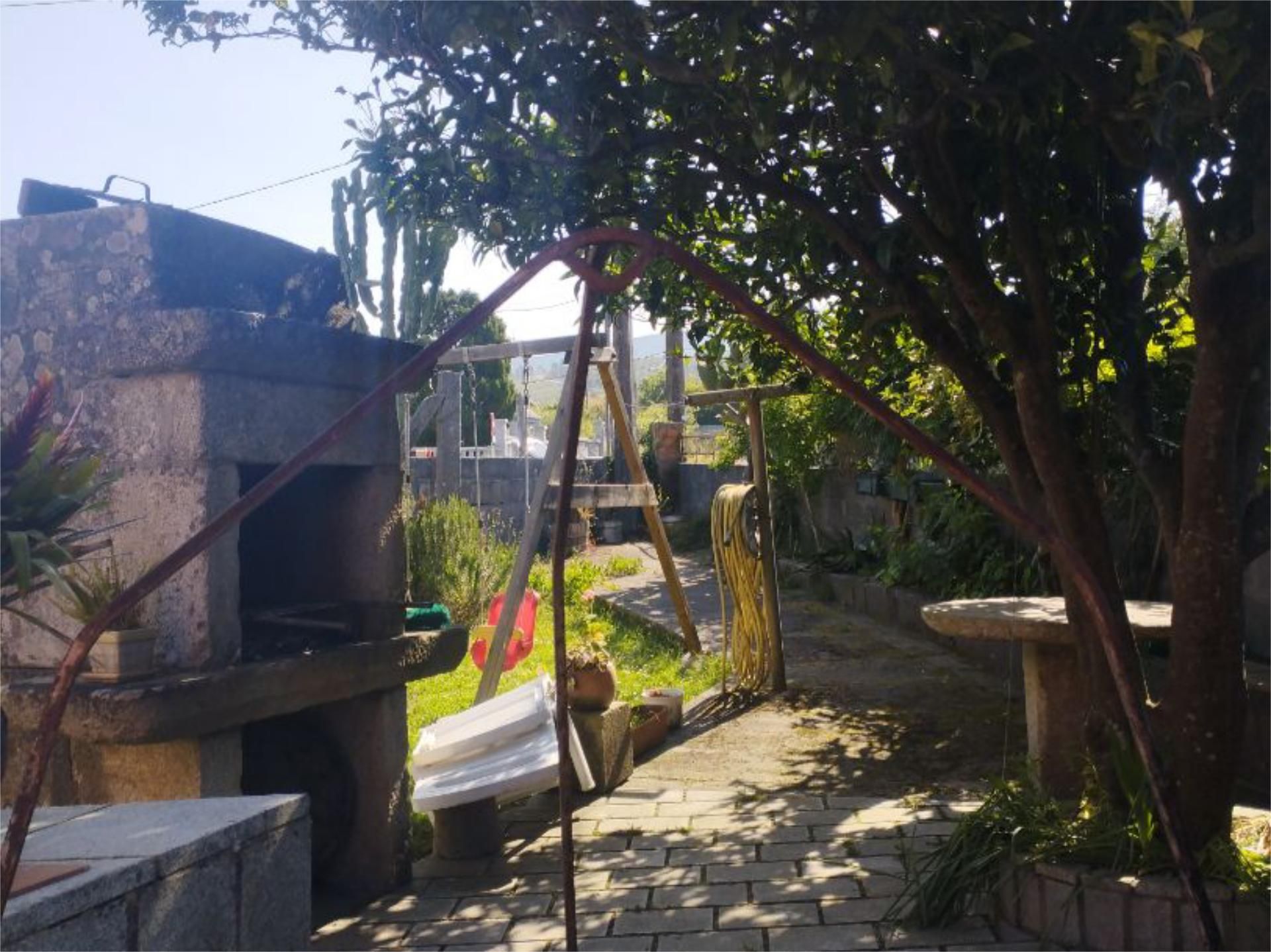 Jardí de Apartament de lloguer en Porto do Son