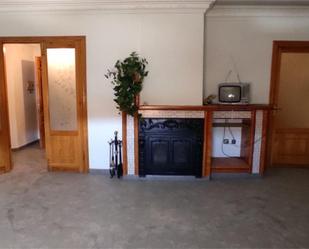 Living room of Flat for sale in Arroyo del Ojanco  with Heating and Storage room