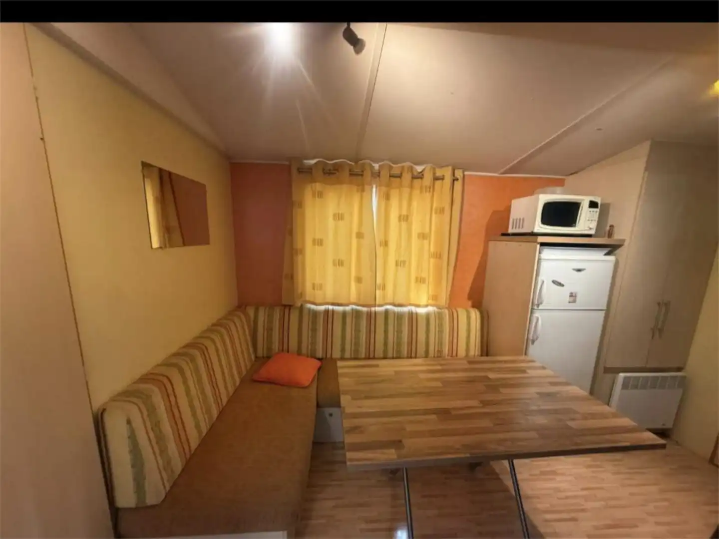 Wohnung zum Verkauf in Diseminado Partidas, 3, Castiello de Jaca Wohnzimmer von Wohnung zum Verkauf in Castiello de Jaca mit Privatgarten, Terrasse und Schwimmbad