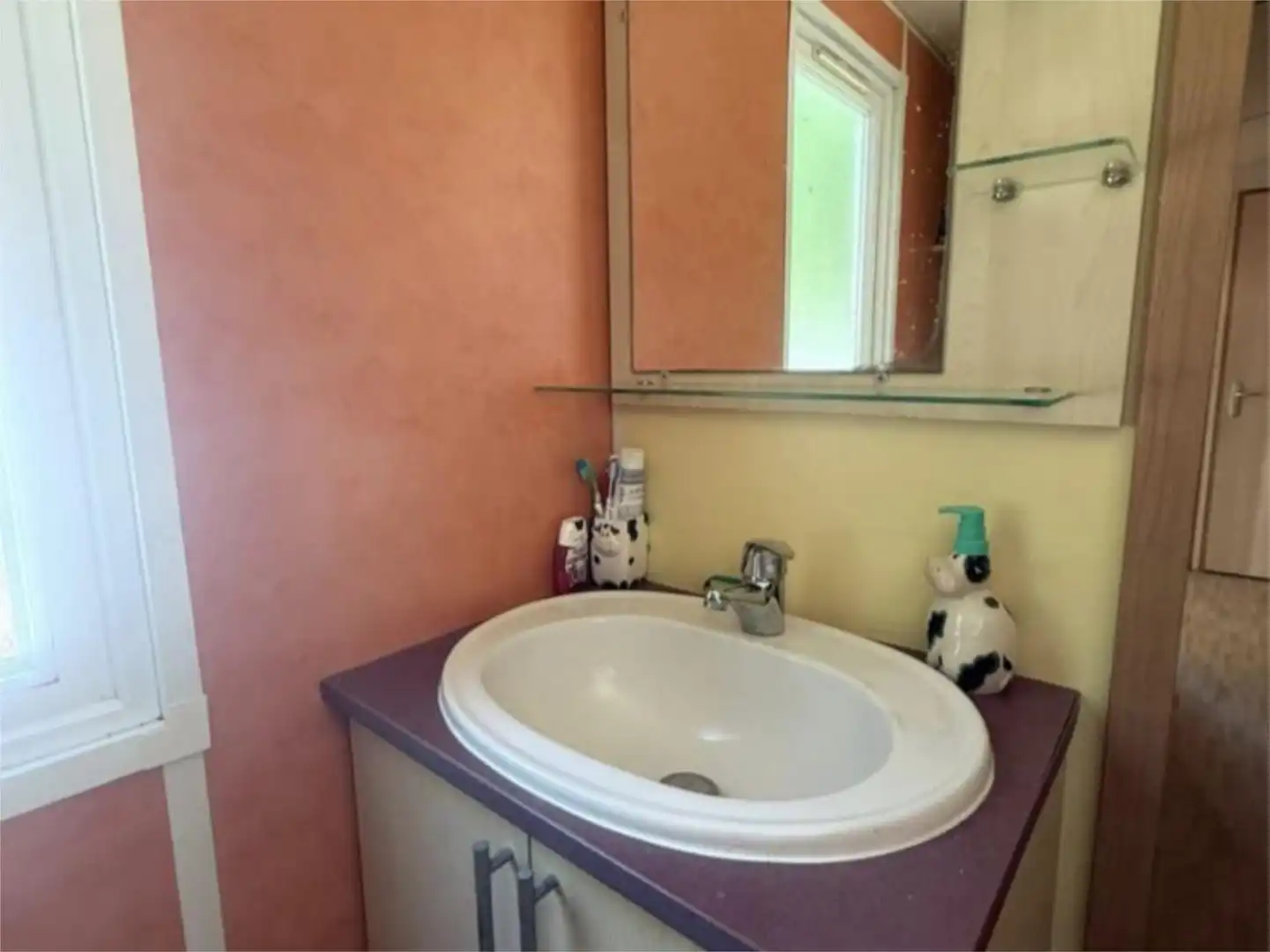 Baño de Piso en venta en Castiello de Jaca con Jardín privado, Terraza y Piscina