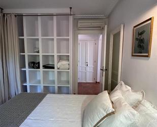 Bedroom of Flat to rent in La Alcaidesa  with Air Conditioner, Terrace and Swimming Pool