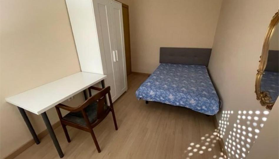 Flat to share in Calle Tarragona, 18, Juan de la Cierva, Madrid - image 1 Photo 1 of Flat to share in Calle Tarragona, 18, Juan de la Cierva, Madrid