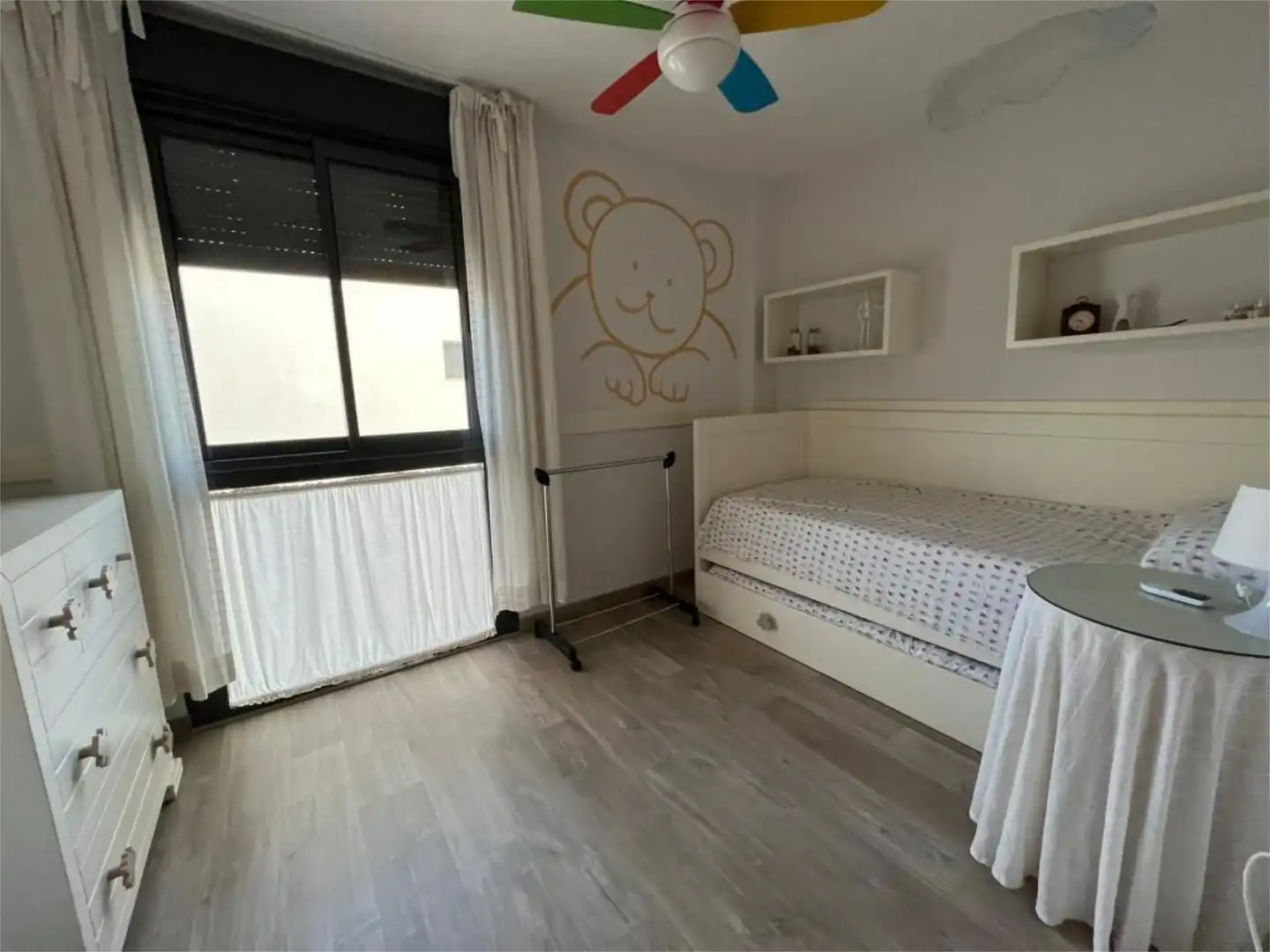 Casa adosada en venta en Calle Almerimar, 27, Costacabana - Loma Cabrera Habitación de Casa adosada en venta en Almería con Aire acondicionado, Calefacción y Jardín privado