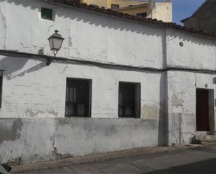 Vista exterior de Casa adosada en venda en Chinchón