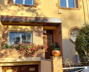 Exterior view of Single-family semi-detached for sale in Santa Cristina d'Aro  with Air Conditioner and Terrace