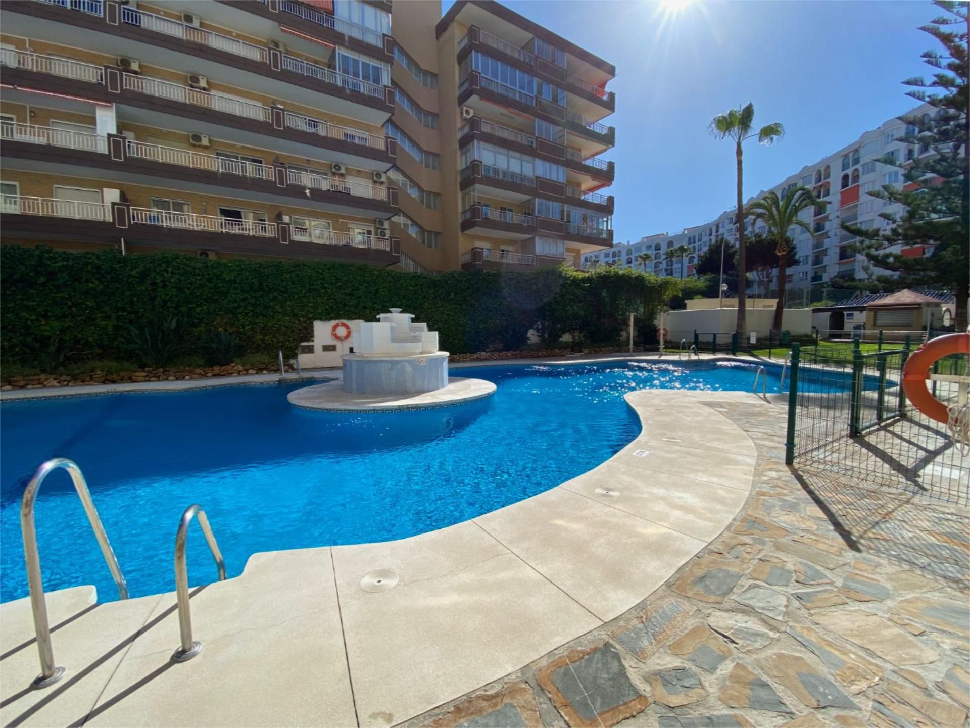 46 Viviendas y casas en venta con piscina en Playa de los Boliches,  Fuengirola | fotocasa