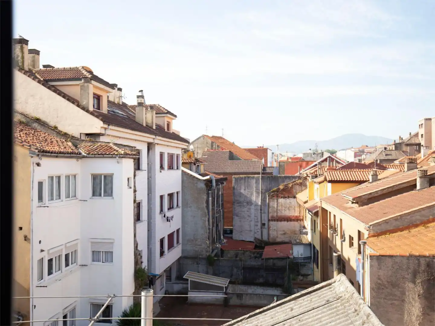 Vista exterior de Casa adosada en venta en Avilés