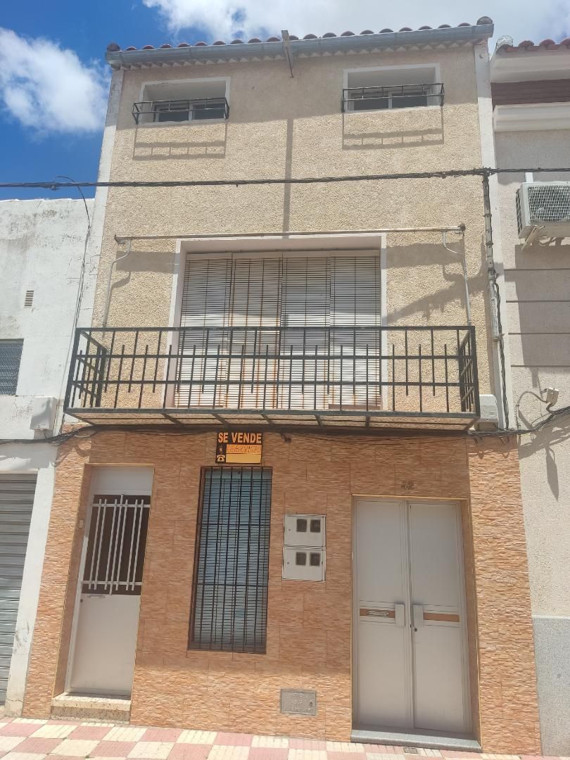 Vista exterior de Casa adosada en venda en Zalamea de la Serena
